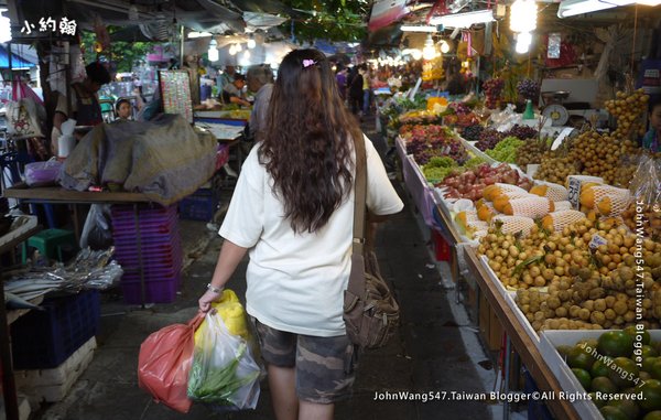 Hwai Khwang market輝煌市場3.jpg