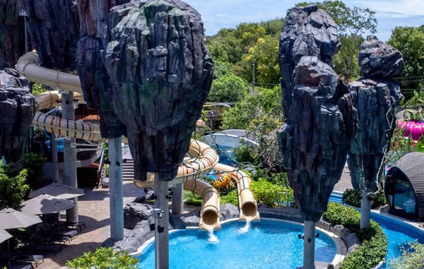 Grande Centre Point Space Pattaya flying rock zone.jpg
