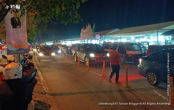 Anjung Kinabalu (KK Night Market)沙巴亞庇夜市.jpg