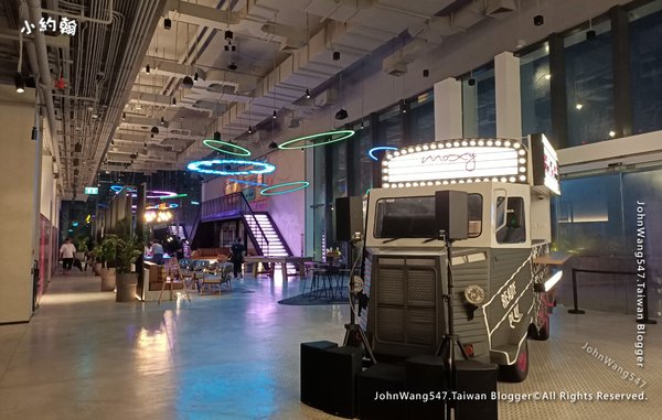 Moxy Bangkok Hotel飯店9樓Playground6.jpg