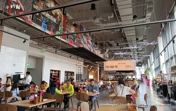 Moxy Bangkok飯店早餐吧.jpg