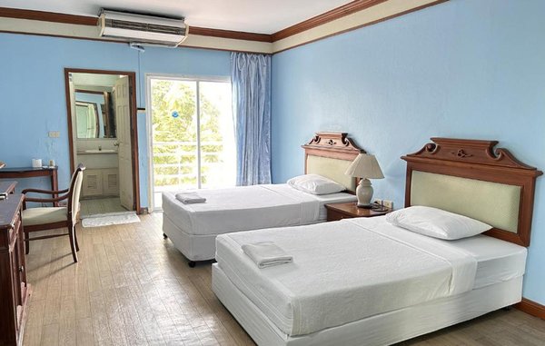 Bang Pu Recreation Center Hotel.jpg