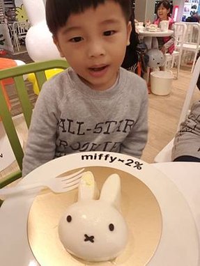 中和環球百貨 Miffy x 2% cafe 米飛兔主題咖啡 親子餐廳 下午茶