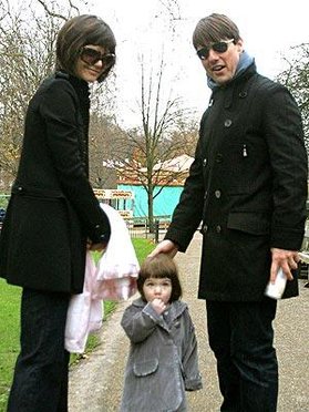 cute-suri-cruise-pic.jpg