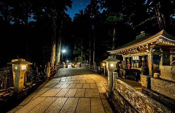 高野山宿坊   恵光院  蓮華定苑