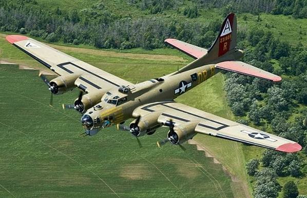 B-17空中堡壘轟炸機（B-17 flying fortre