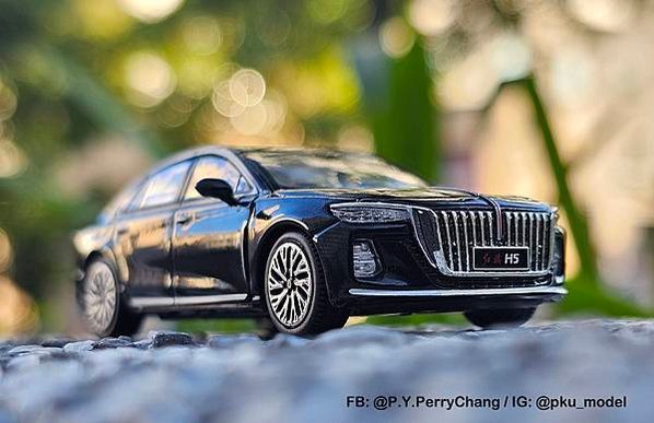 &lt;1/64模型車開箱&gt; Xcartoys 拓意 Hongqi