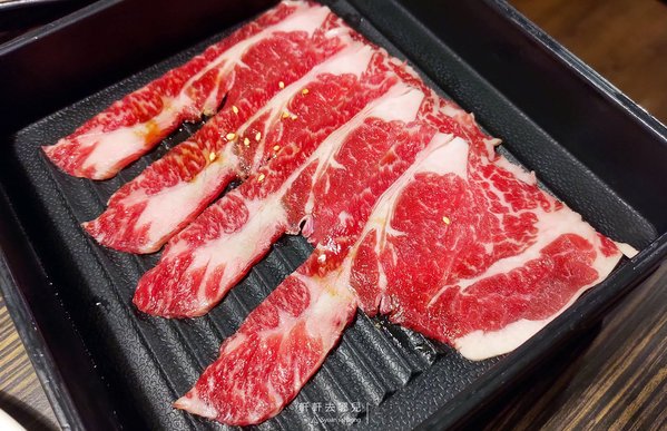 燒肉眾 炭火燒肉 烤肉吃到飽 軒軒去哪兒 17