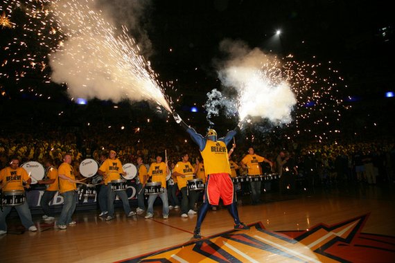 fullj.getty-74051501rw012_warriors_jazz_10_23_00_pm.jpg