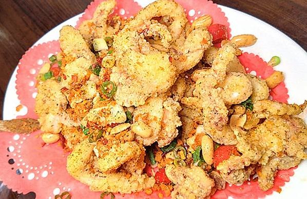 宜蘭必吃窯烤雞｜宜蘭聚餐首選【宜蘭百匯窯烤雞海鮮快炒餐廳】，