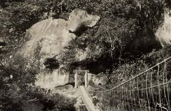 1930年陳澄波收藏的原住民女性(衣料上的紋路疑似太魯閣族在