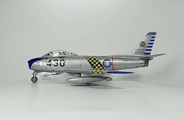 AFV 1/48 F-86 Saber 雷虎小組塗裝 430