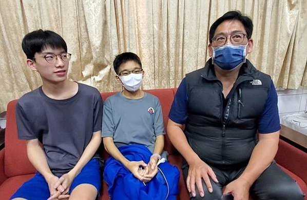 在大考中見友誼！通知錄取但他自動放棄了 讓體弱多病的同學遞補
