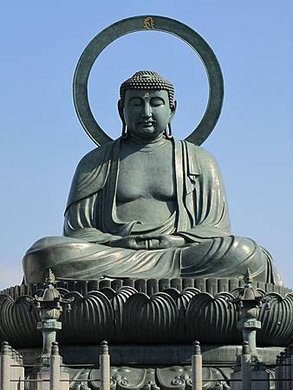 640px-Takaoka_Daibutsu_2011-07-15_01