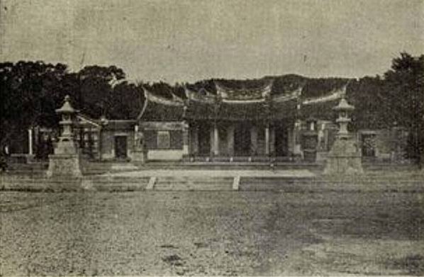 2018年新竹縣義民文化祭/1934年義民廟前有石馬及石燈籠