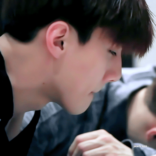 뽀뽀.gif