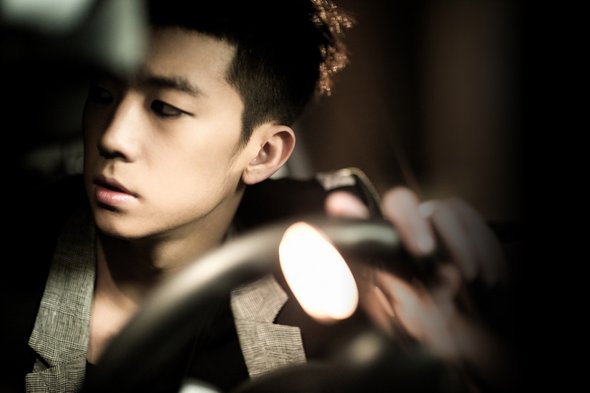 wooyoung-1.jpg