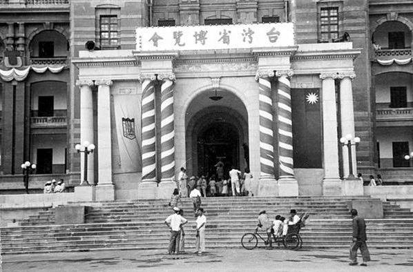 車廳（車寄）-車寄（門廊）馬車門廊-最早出現於17世紀晚期、