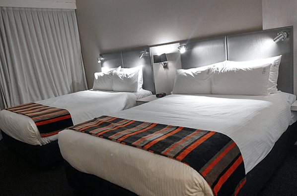 2024｜沃裡克農場假日飯店 Holiday Inn War