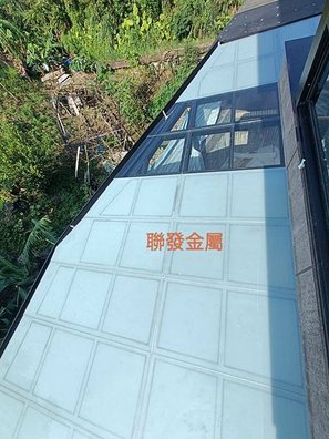 新店不銹鋼烤漆玻璃採光罩