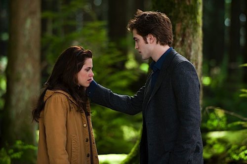 edward_bella_new_moon_forest_photos