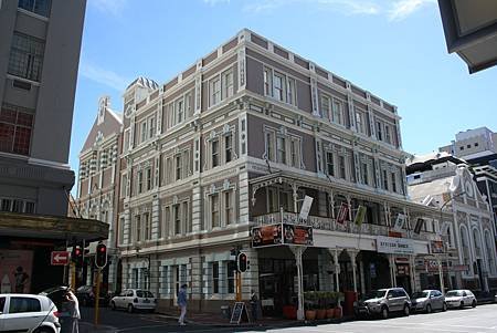 ymca_building-cape-town-photo-by-discott.jpg