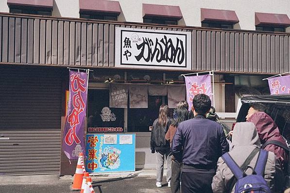 【日本北海道】小樽、登別、白金青池、白鬚瀑布、美瑛名樹8日行