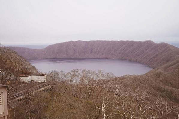 【日本北海道】小樽、登別、白金青池、白鬚瀑布、美瑛名樹8日行
