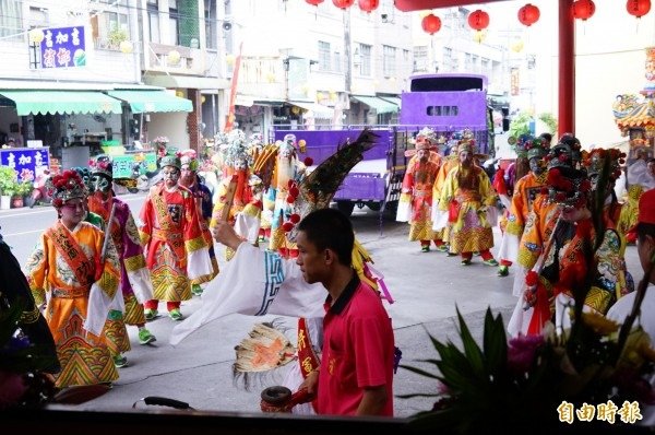 戊戌正科「東港迎王平安祭典」「請水儀式」千歲共有36位迎請到