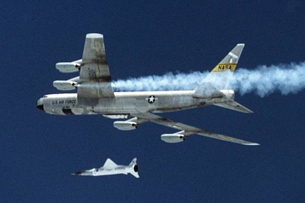 B-52B_with_X43