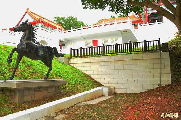 「花蓮港神社」的花蓮忠烈祠-花蓮港廳神社-1916年前往臺灣