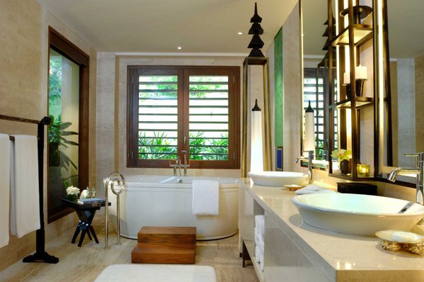 St.  Regis Suite Bathroom.jpg