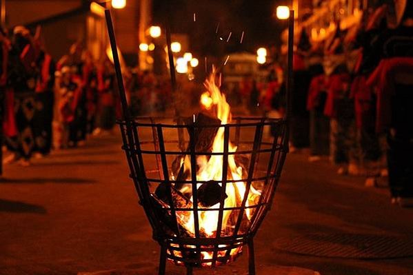 秋田夏祭 七夕繪燈籠祭  竿燈祭  西馬音內盆舞