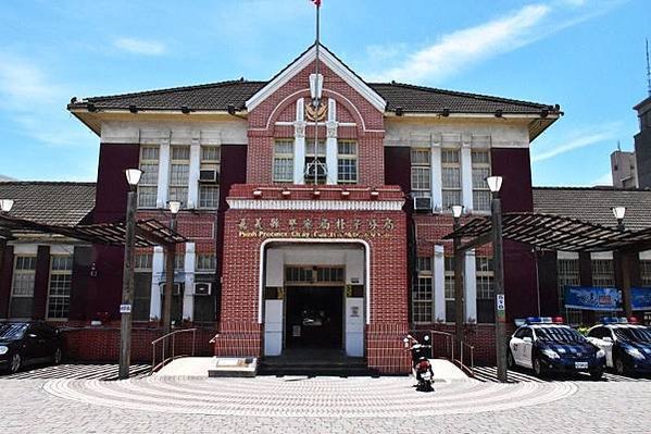 全國第5所、布農族第1所部落學校「東群部落學校」今天上午在延