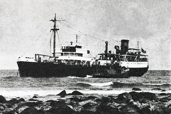 1890s年清朝廣州三品官全家在美國合照，氣勢十足+看不清他