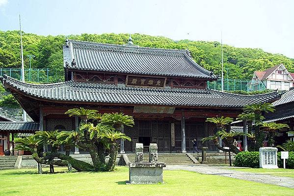 800px-Nagasaki_Kofukuji_M5667