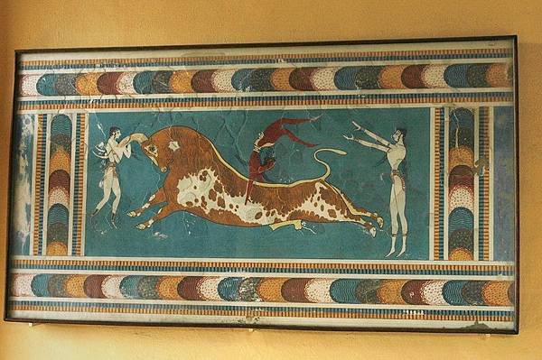 800px-Knossos_frise_taureau