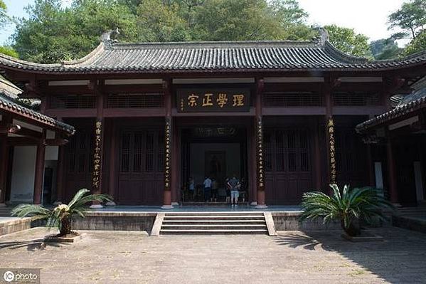 《朱子家訓》標準禮制/家禮四要-朱子家禮-《家禮》則是民眾的
