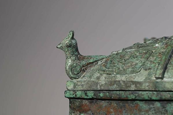青銅卣/卣（音「友」）一種古代酒器，常見於商朝和西周時期，在