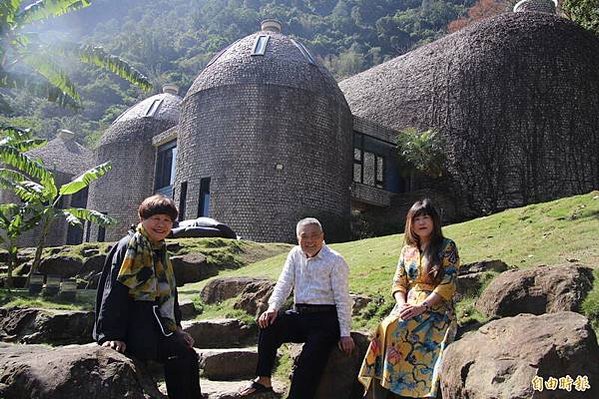 橫山內灣「槑齋」古印度佛窟式建築台灣唯一的佛教洞窟綠建築-主