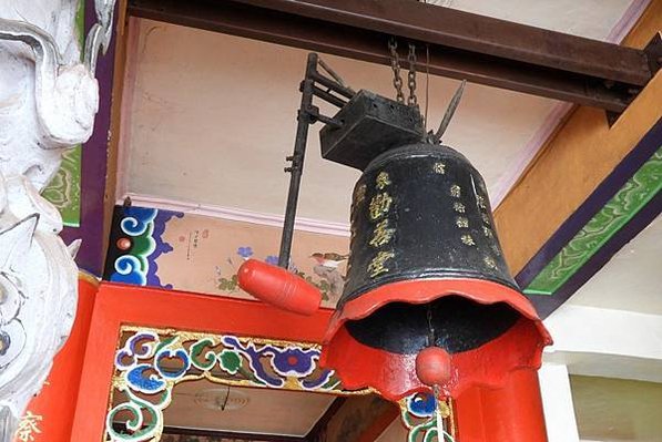 白雲寺勸善堂/鸞堂/南庄象靈山白雲寺玉皇宮/司命真君-灶君/