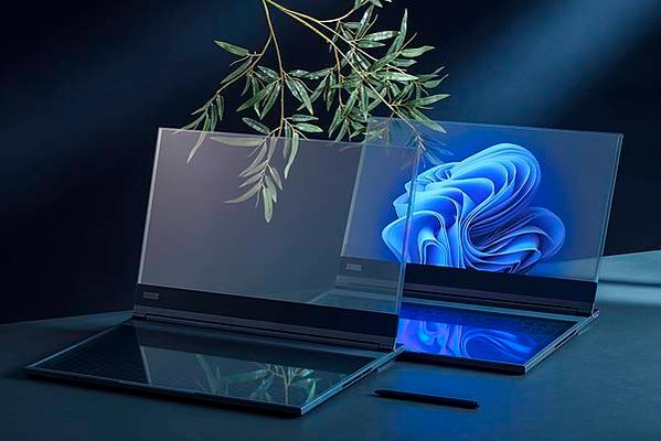 【新聞照片1】MWC 2024劃時代新產品！ ThinkBook 透明螢幕概念筆電登場。