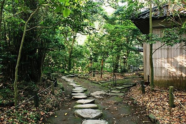 【福井縣】東尋坊、雄島、蘆原溫泉：世界3大岩柱奇觀等待夕色，