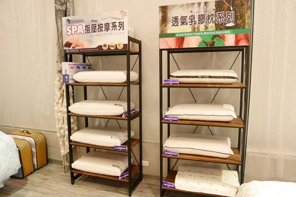 bed1.jpg