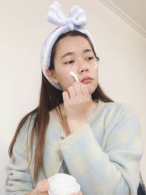 好物推薦|克麗緹娜CHLITINA::臉部保養推薦！月見草禦