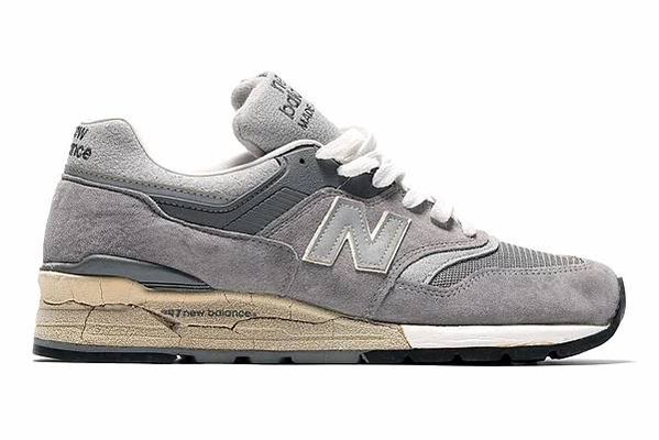 NEW-BALANCE-997-HISTORY-997-RIGHT