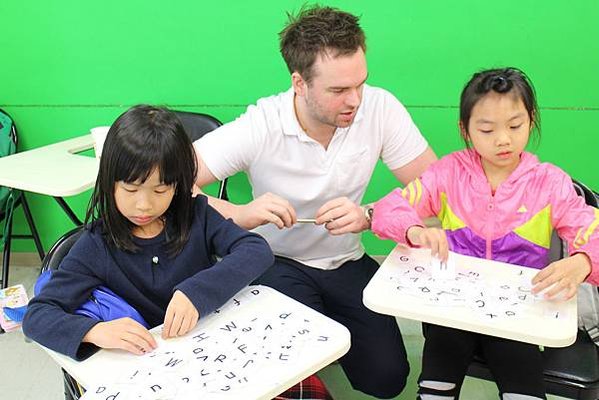 劍橋兒童英檢 starter 兒童英語 兒童美語 兒童英語補習班 群筑英日語
