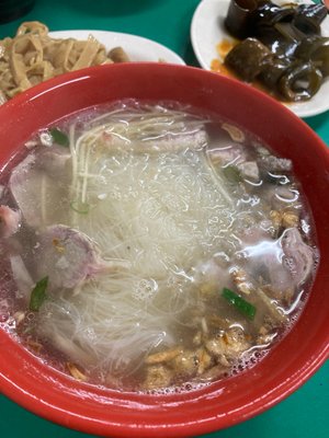 大汐止排骨酥麵