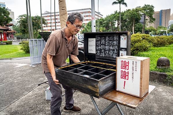 5圖說：趕在下一波梅雨來襲前演出。