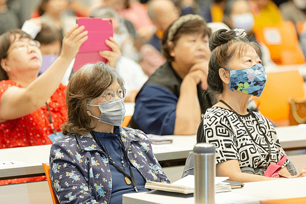 遠離孤獨老 「乘法照顧」新主張